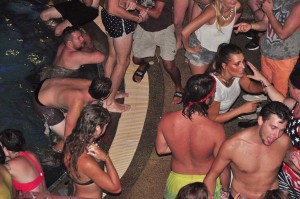 Pool Party Coral Bungalows APR’15